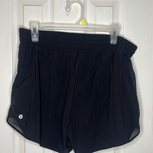 LULU LEMON SHORTS | SIZE 12
